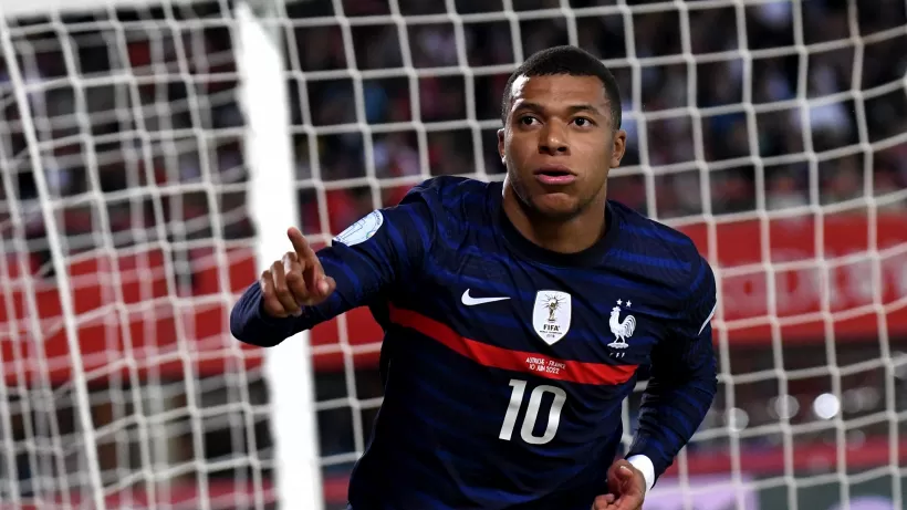 Football Manager 2020 young right wings