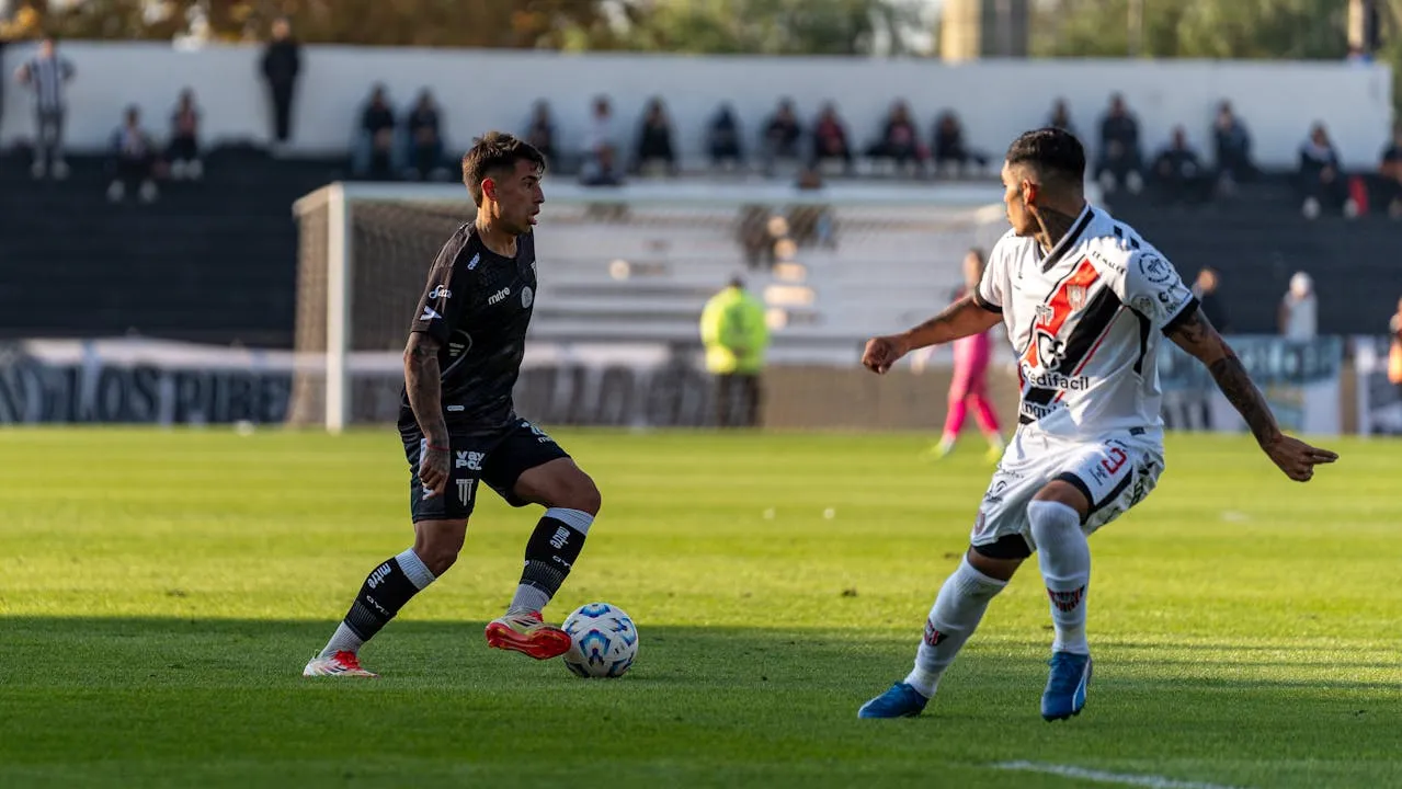 How to Identify Wonderkids Early in Football Manager